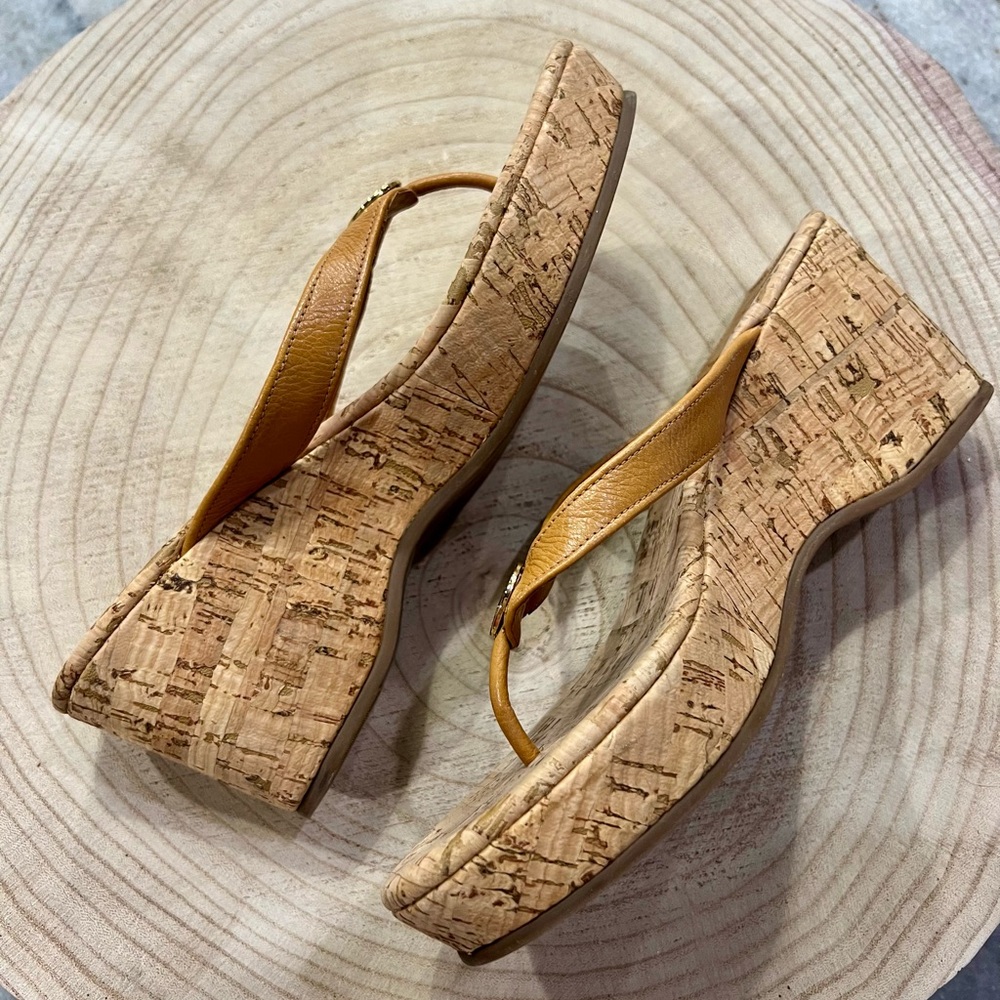 Tory Burch Suzy Tan Leather Cork Wedge Thong Sandal Size 6.5